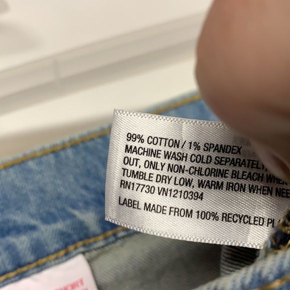 Isabelle Maternity Jean MIDI Shorts - Picture 7 of 8